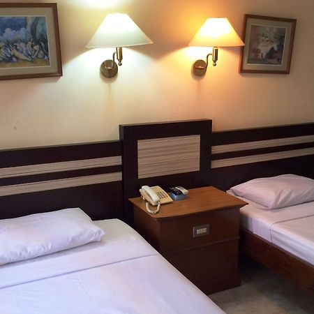 Sri Ratu Hotel Legian Dış mekan fotoğraf