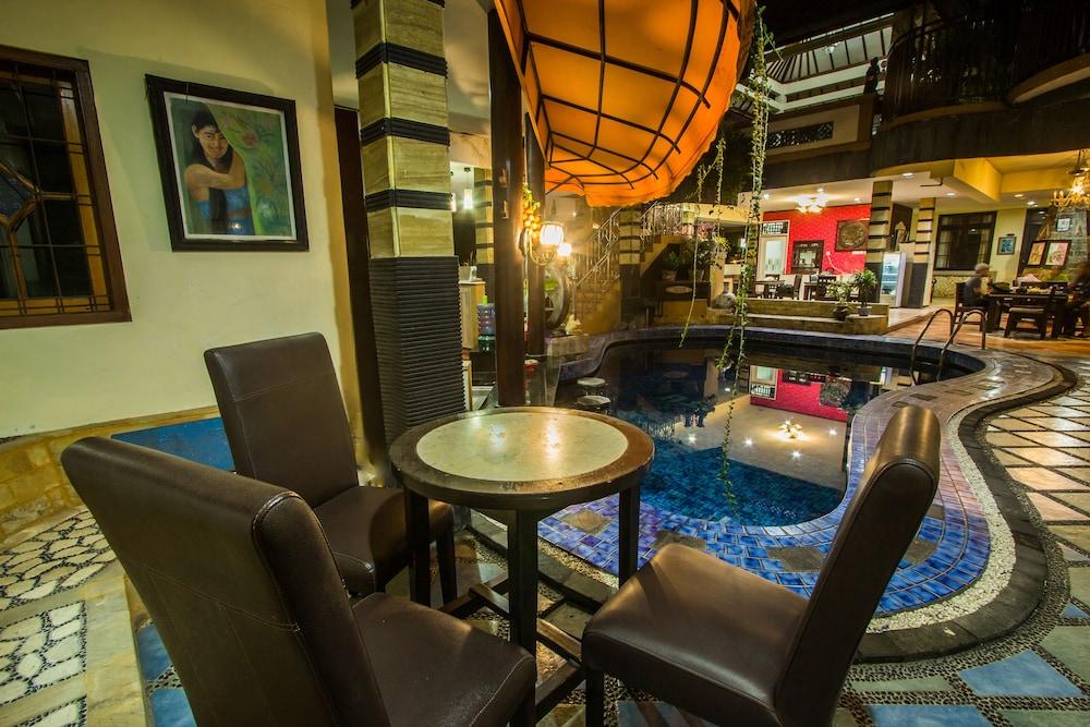 Sri Ratu Hotel Legian Dış mekan fotoğraf