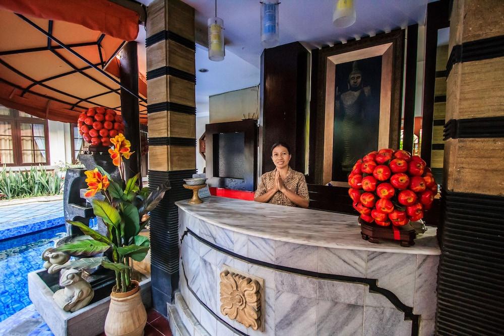 Sri Ratu Hotel Legian Dış mekan fotoğraf