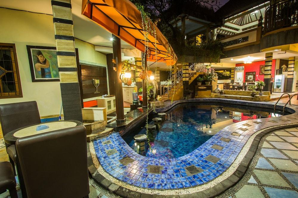 Sri Ratu Hotel Legian Dış mekan fotoğraf