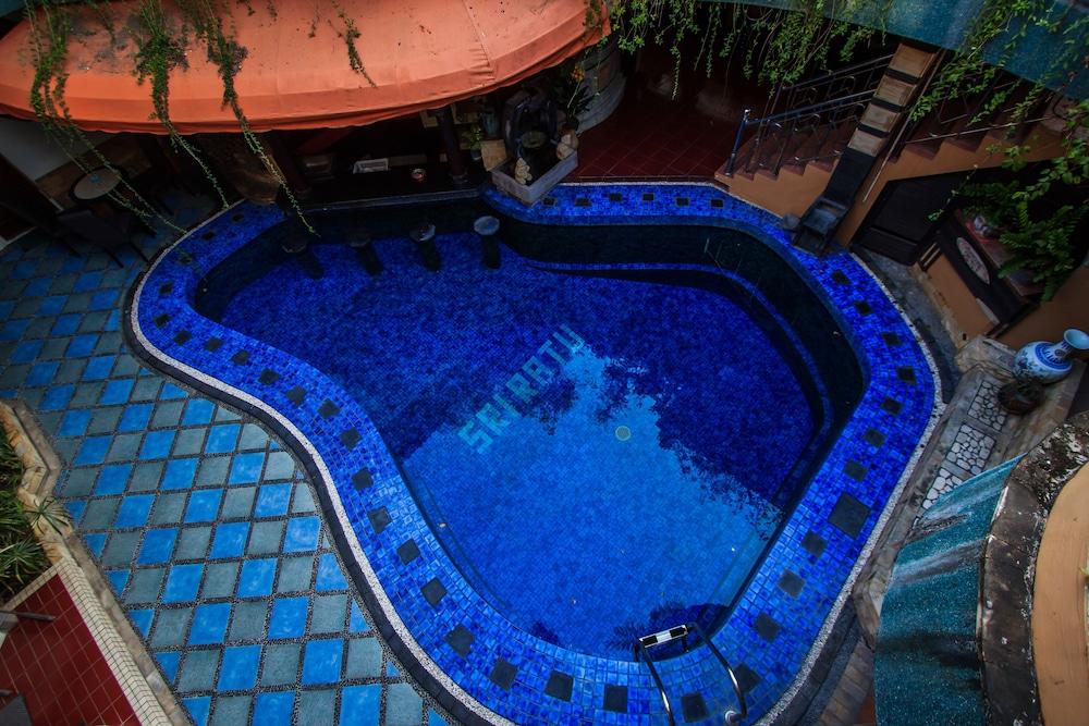 Sri Ratu Hotel Legian Dış mekan fotoğraf